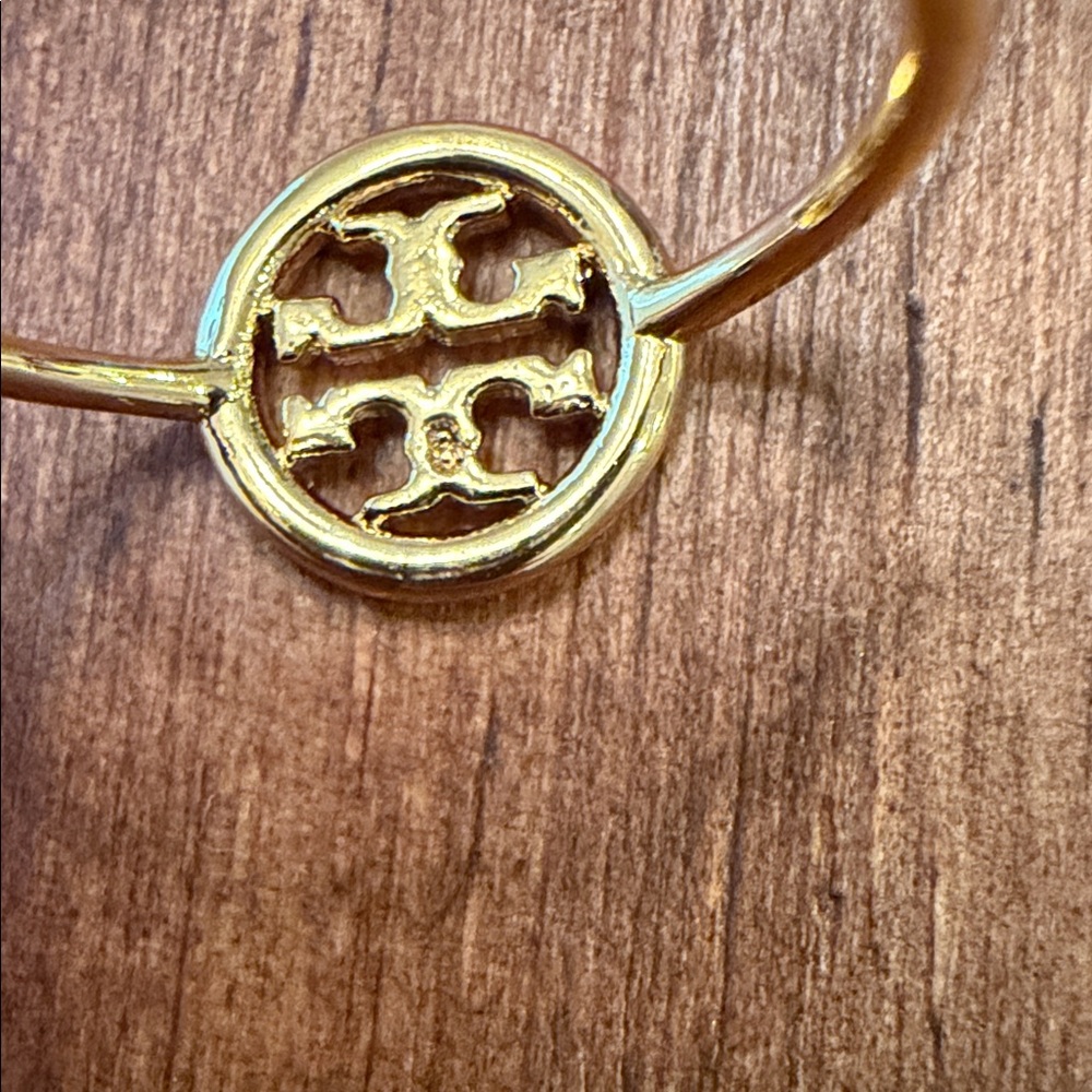 Tory Burch Gold Emblem logo ring 8 - Picture 3 of 4